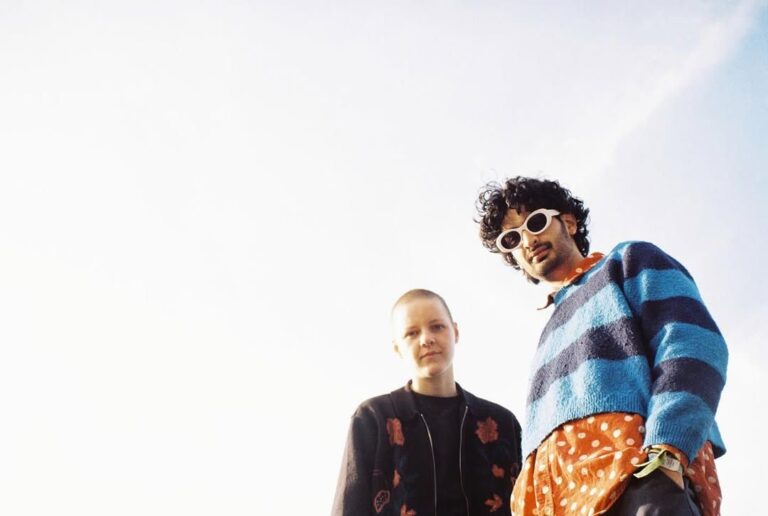 Plonki & Fuzzy Teeth – ¡Cut The Wire!